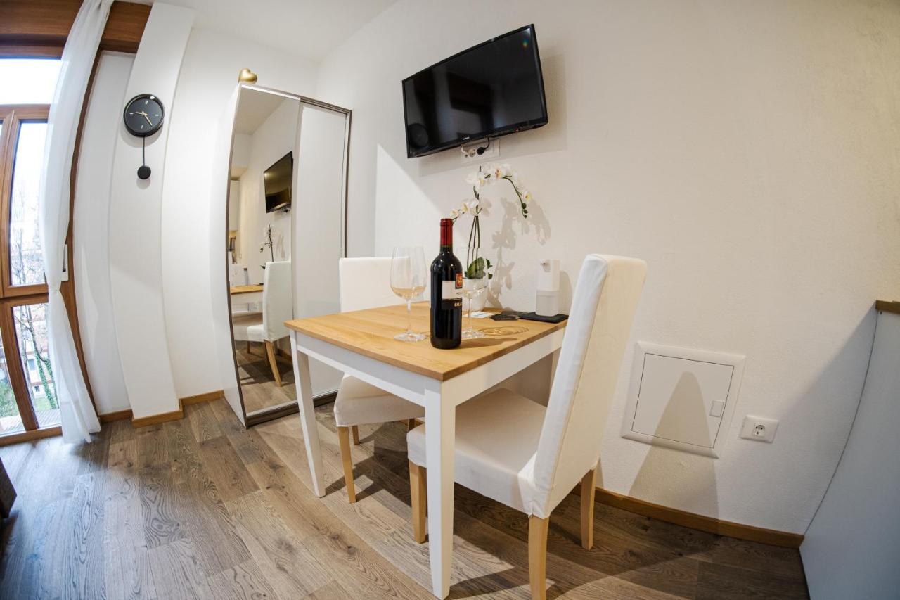 Flow Apartments Winkel Love Und Happiness 메라노 외부 사진